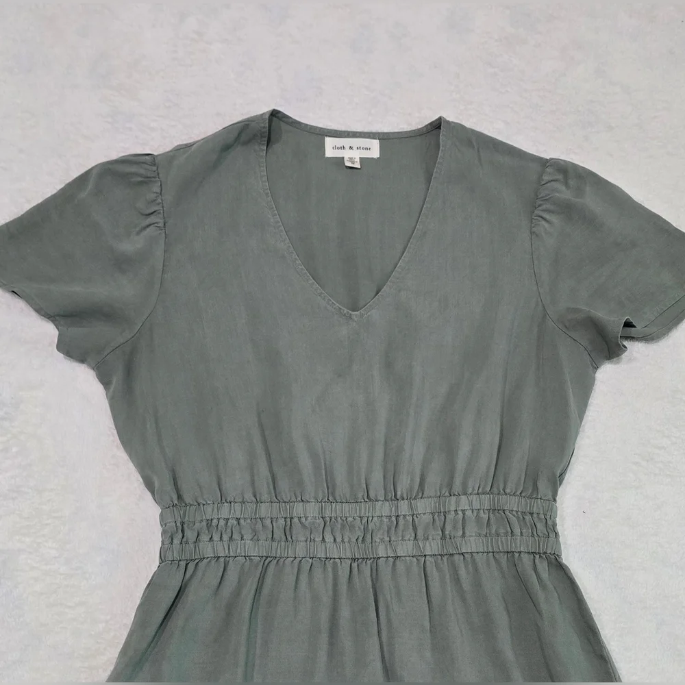 Women's Anthropologie Dress - Cloth & Stone - Green Smocked Waist - Size Medium